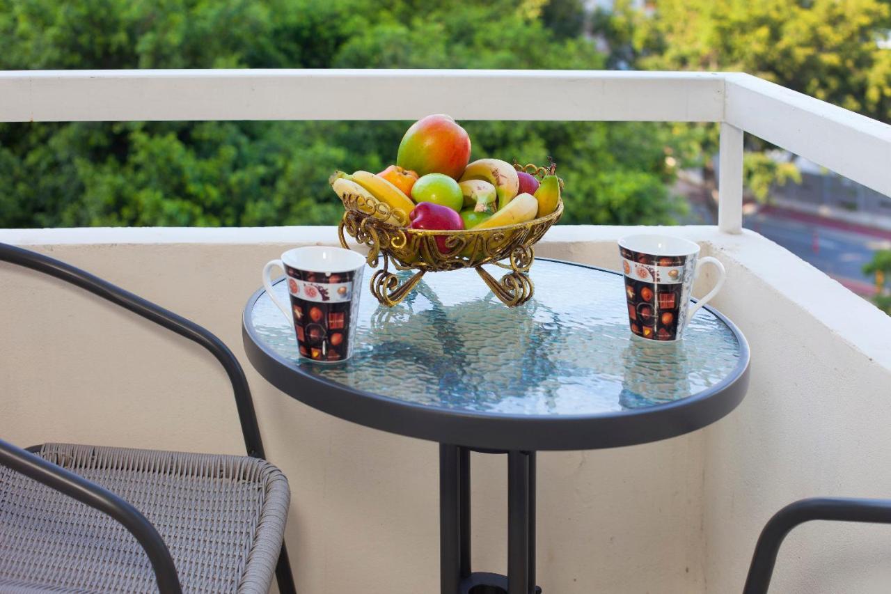 Poseidon Boutique Apartment 2 Limassol Bagian luar foto